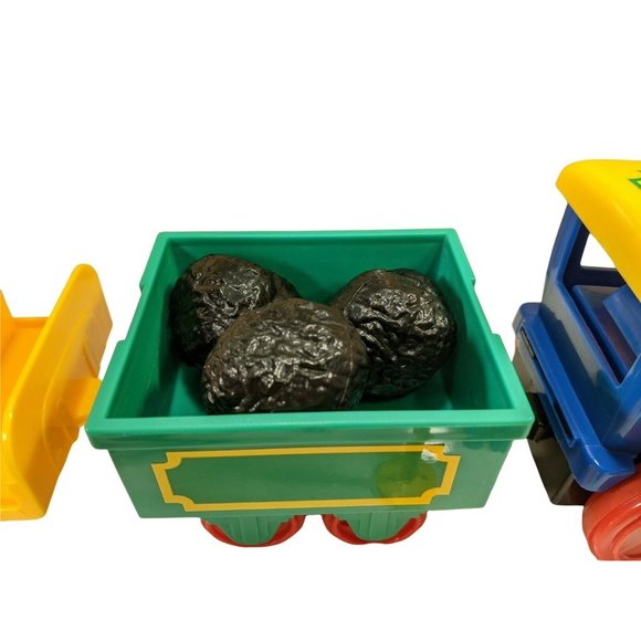 Radio Shack Radio-Controlled Choo Choo Playset COMPLETE W/Original Box-From 2002 - Picture 4 of 9